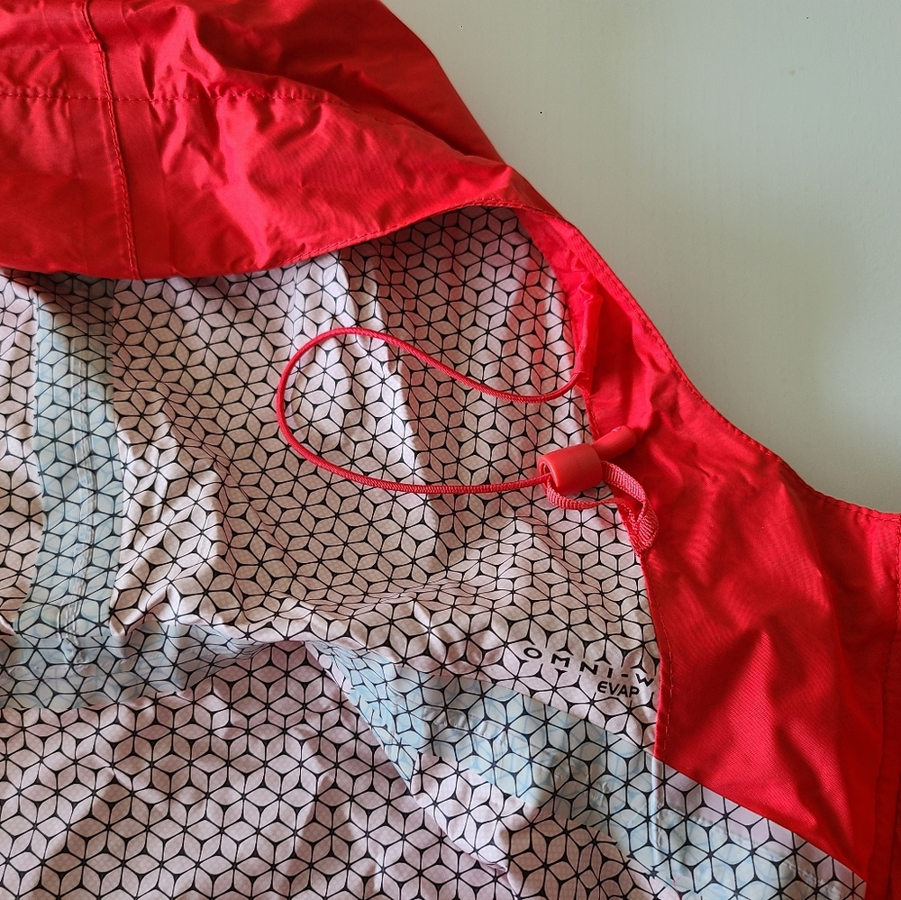 Columbia Omni Tech Womens Waterproof, Breathable Rain Jacket, Red, Size S - Picture 7 of 12